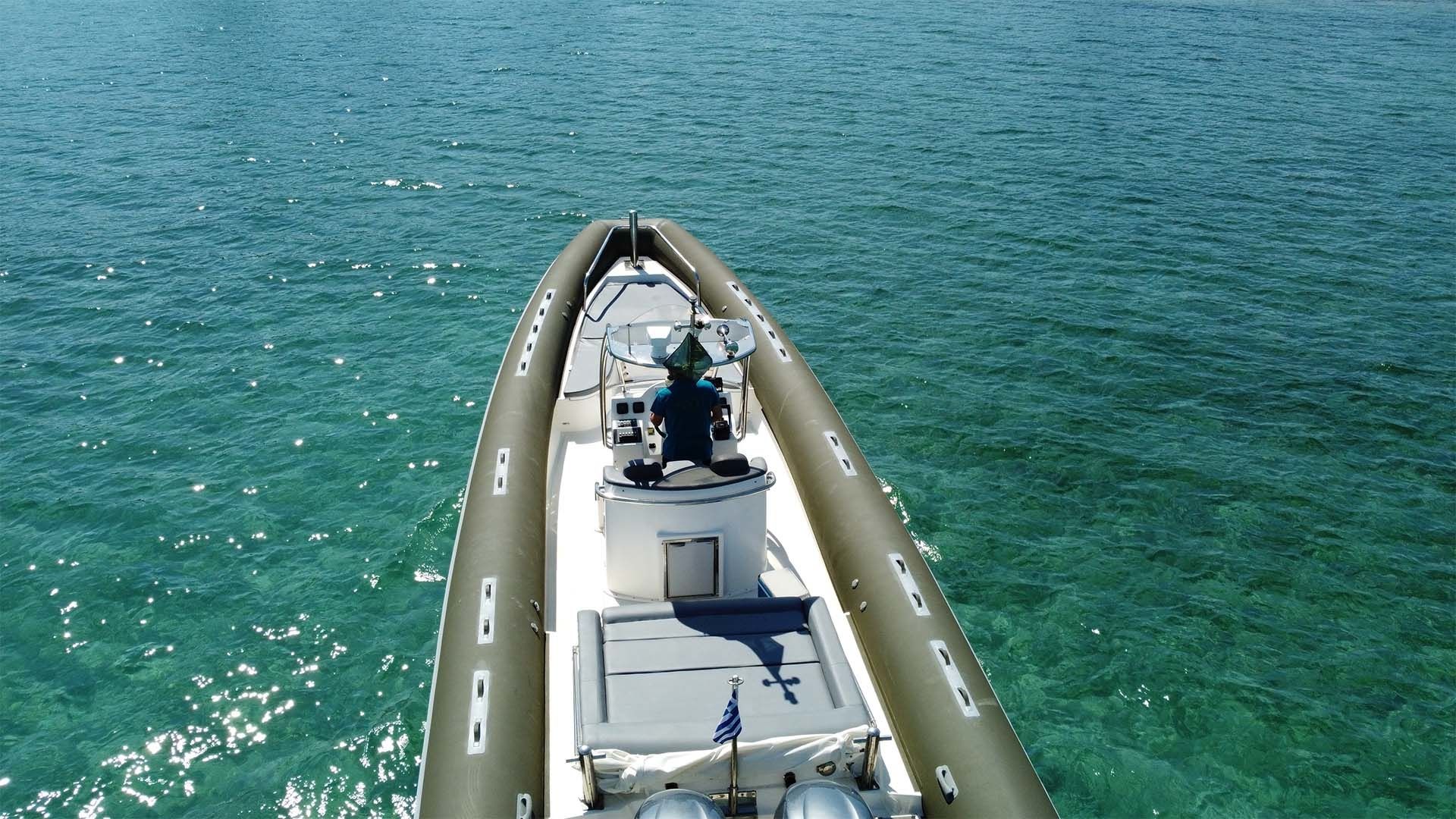 Sea Water Smeralda 320 | Yolo