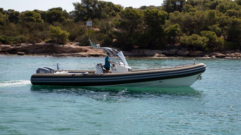 Sea Water Smeralda 320 | Yolo