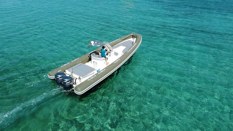 Sea Water Smeralda 320 | Yolo