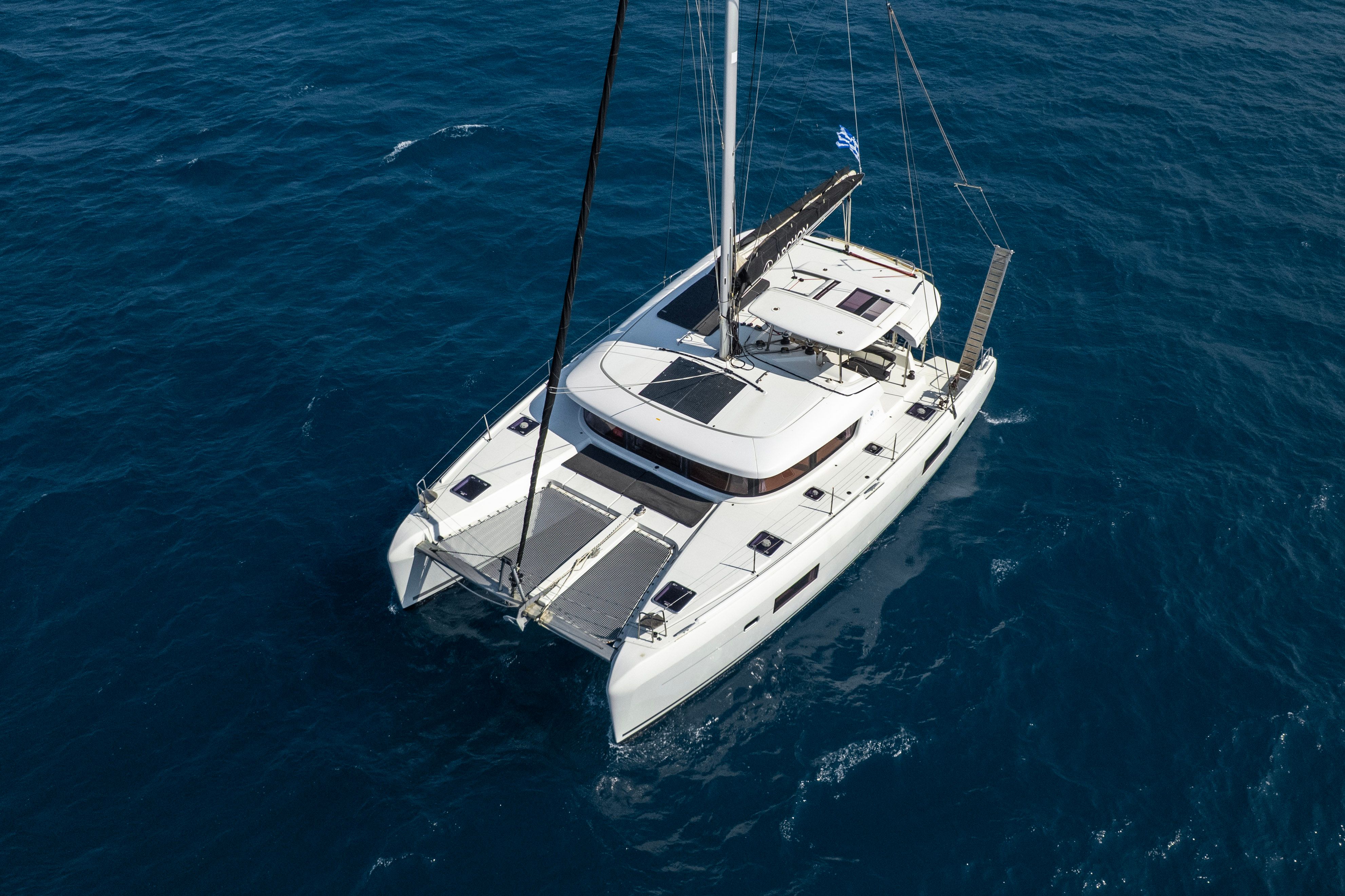 Lagoon 42 | Petalida