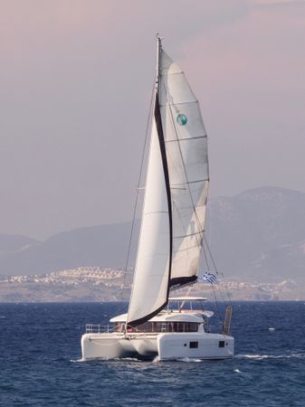 Lagoon 42 | Petalida