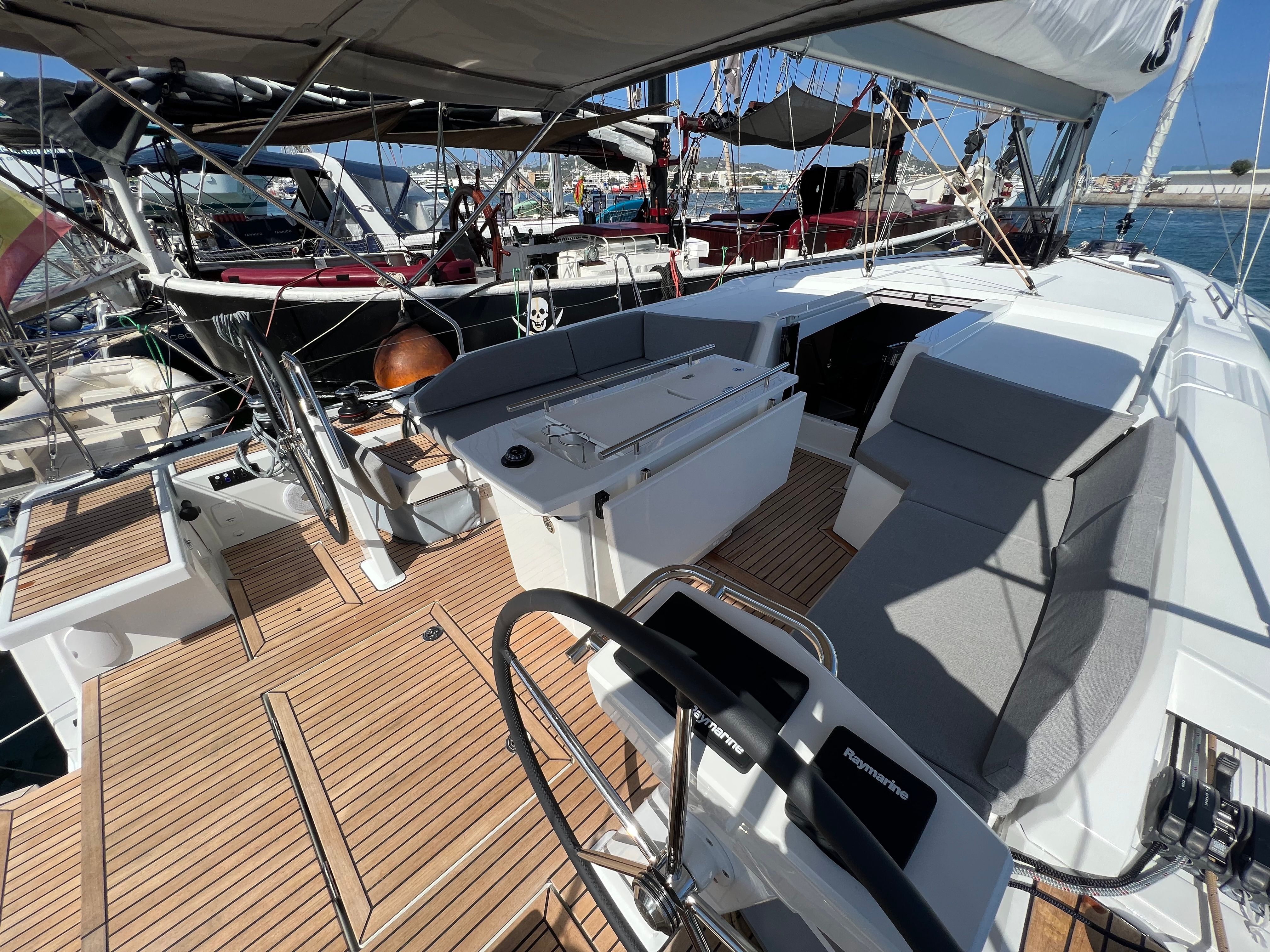 Beneteau Oceanis 46.1 | Dream Team - Ibiza