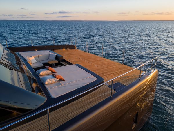 Sunreef 70 | Amber One