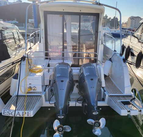 Beneteau Antares 9 | Escape