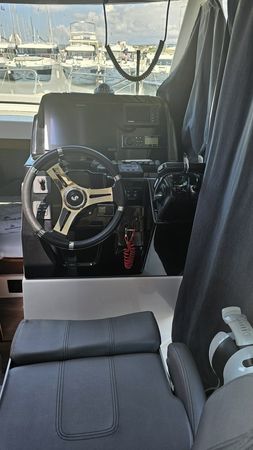 Beneteau Antares 9 | Escape