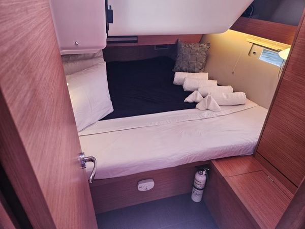 Dufour 430 | Sunshine Daydream