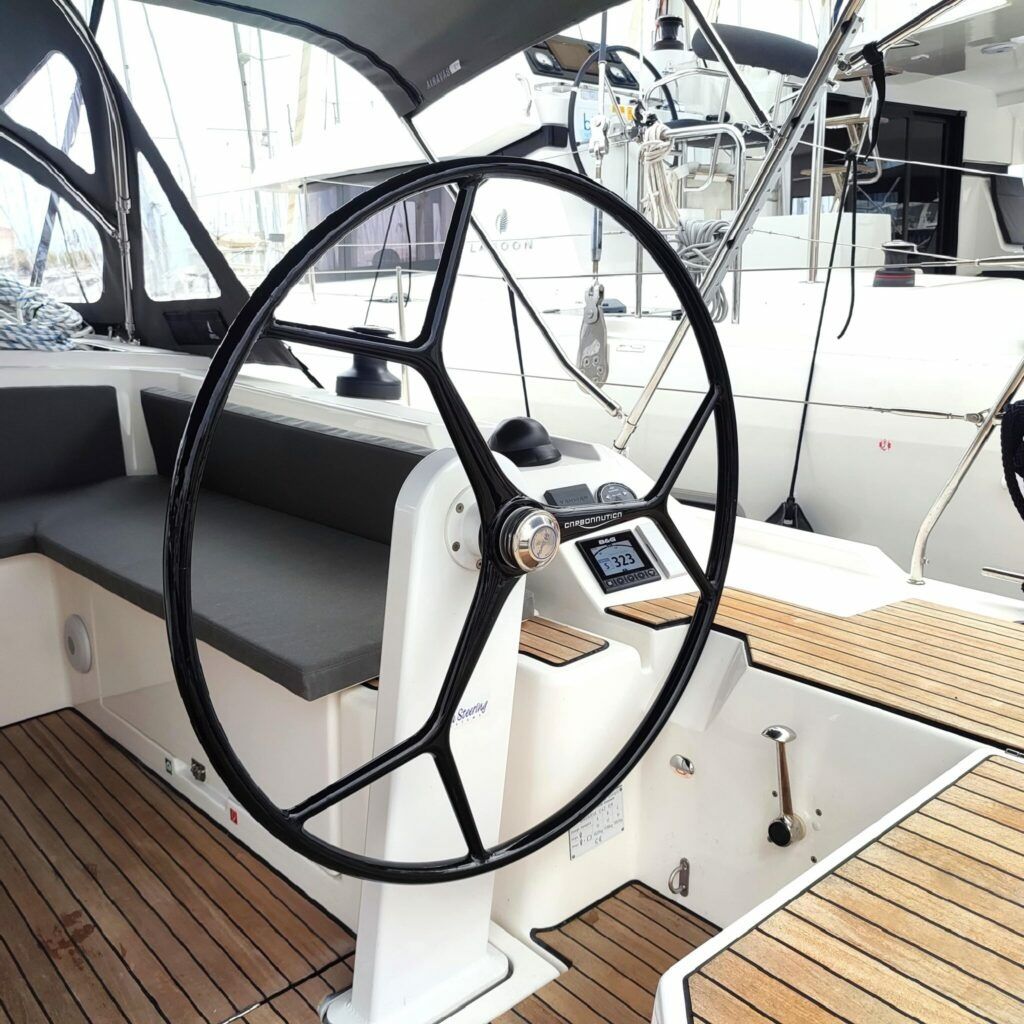 Bavaria C42 | Oktana