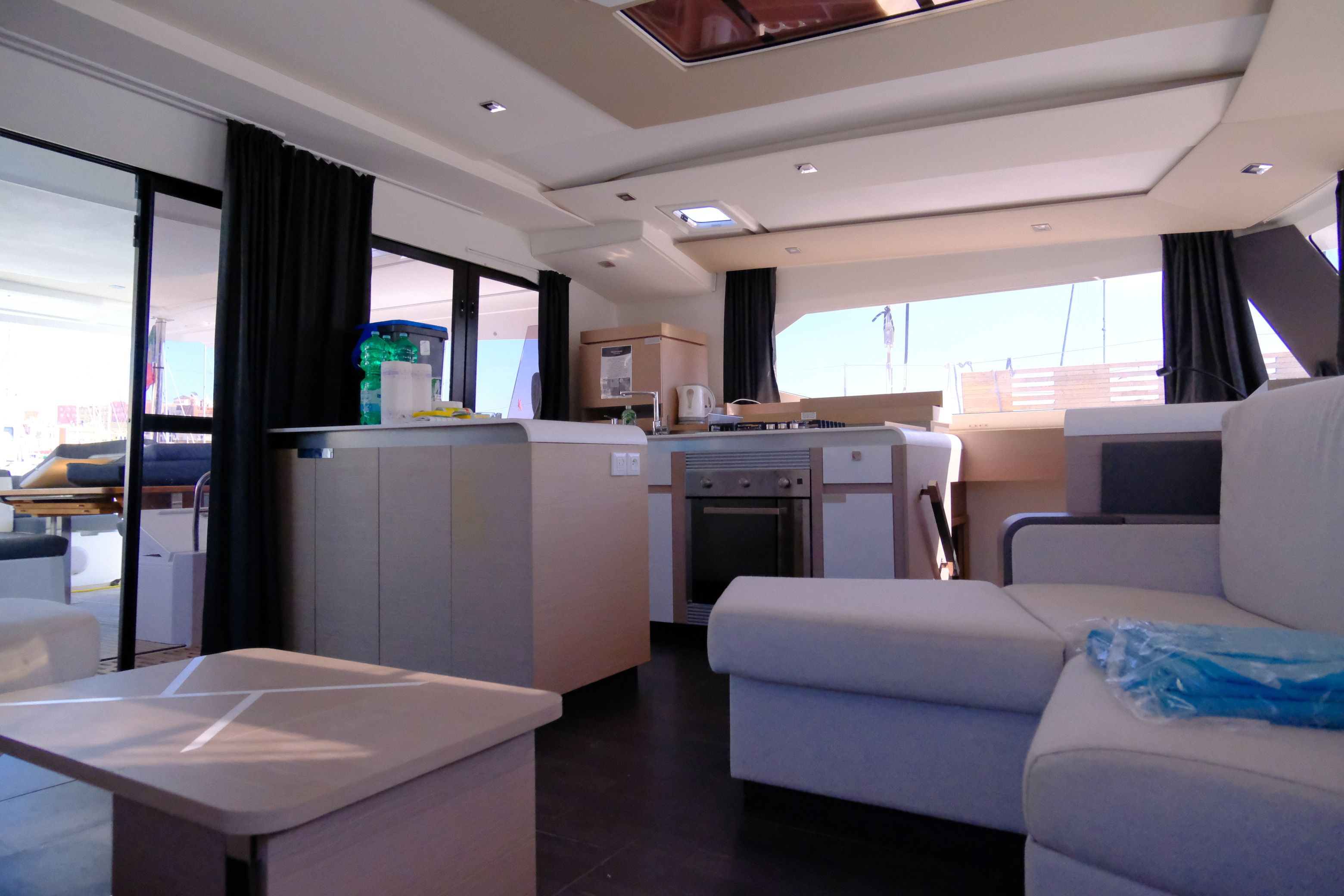 Fountaine Pajot Aura 51 | Lily