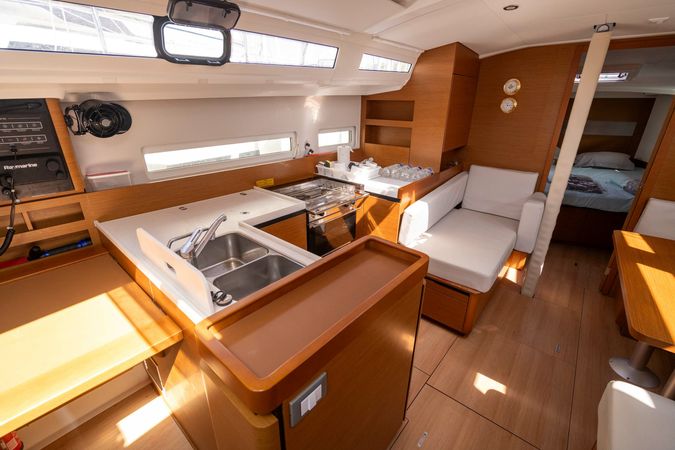 Jeanneau Sun Odyssey 410 | Sea Player