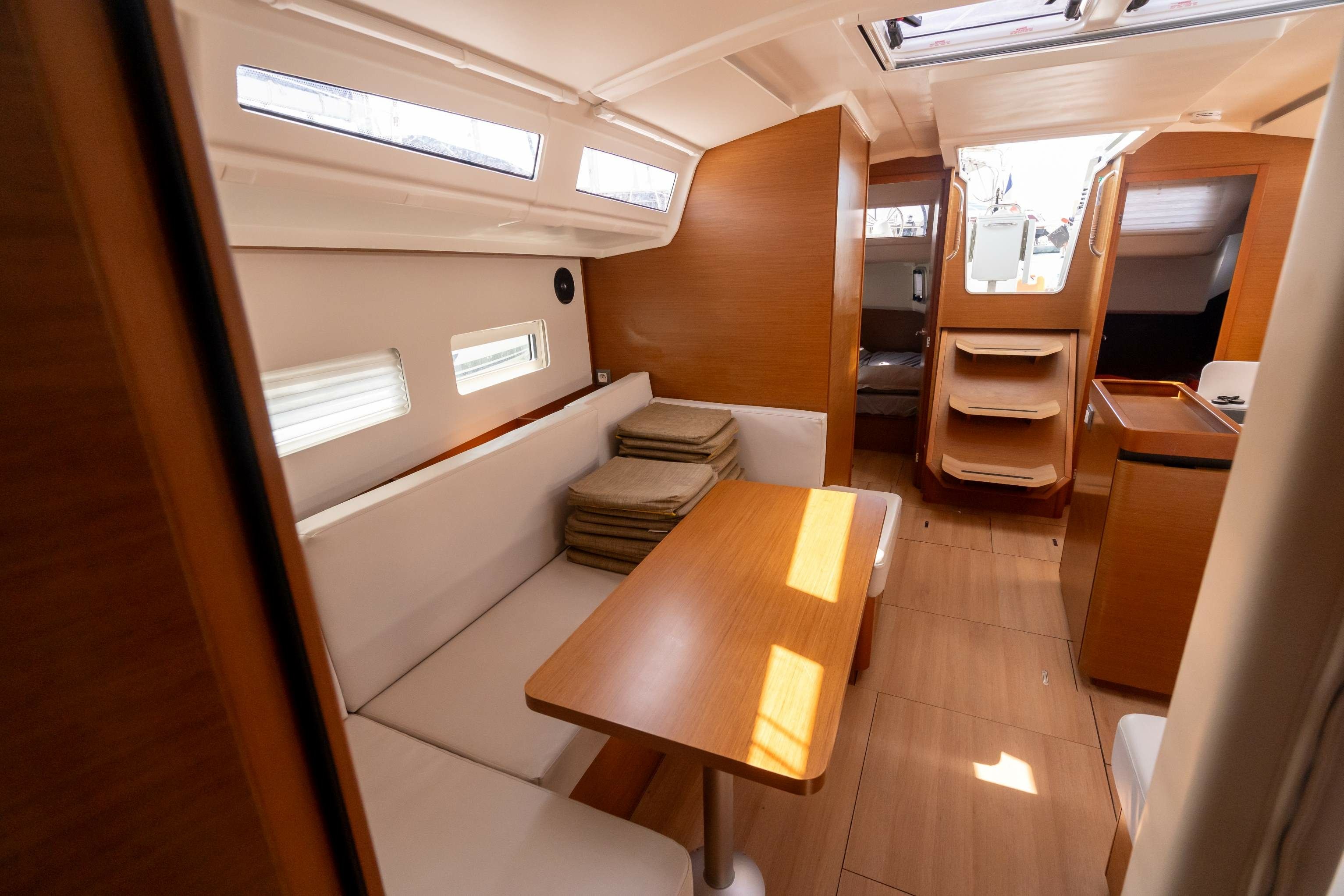 Jeanneau Sun Odyssey 410 | Sea Player