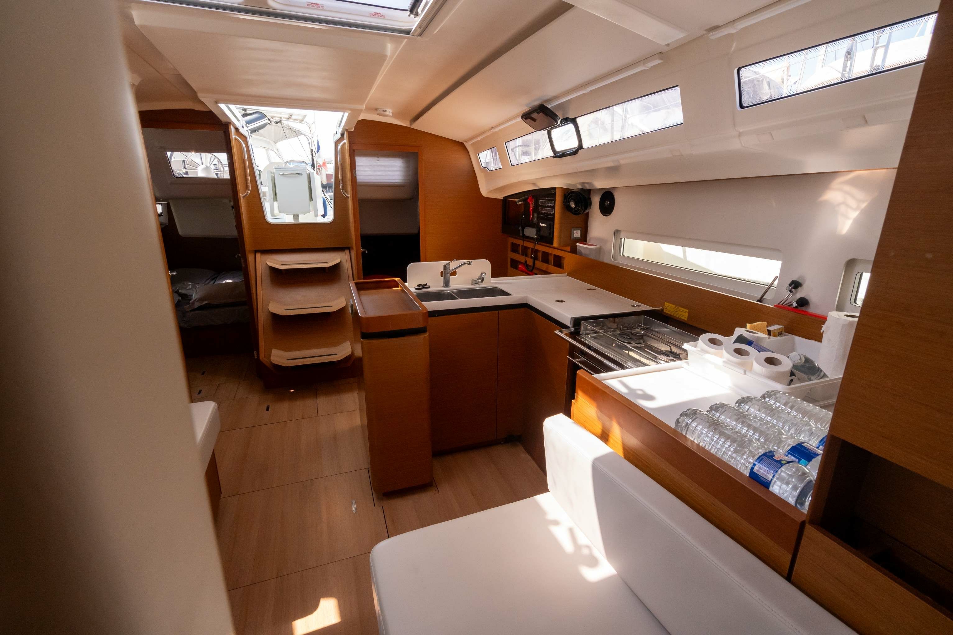 Jeanneau Sun Odyssey 410 | Sea Player