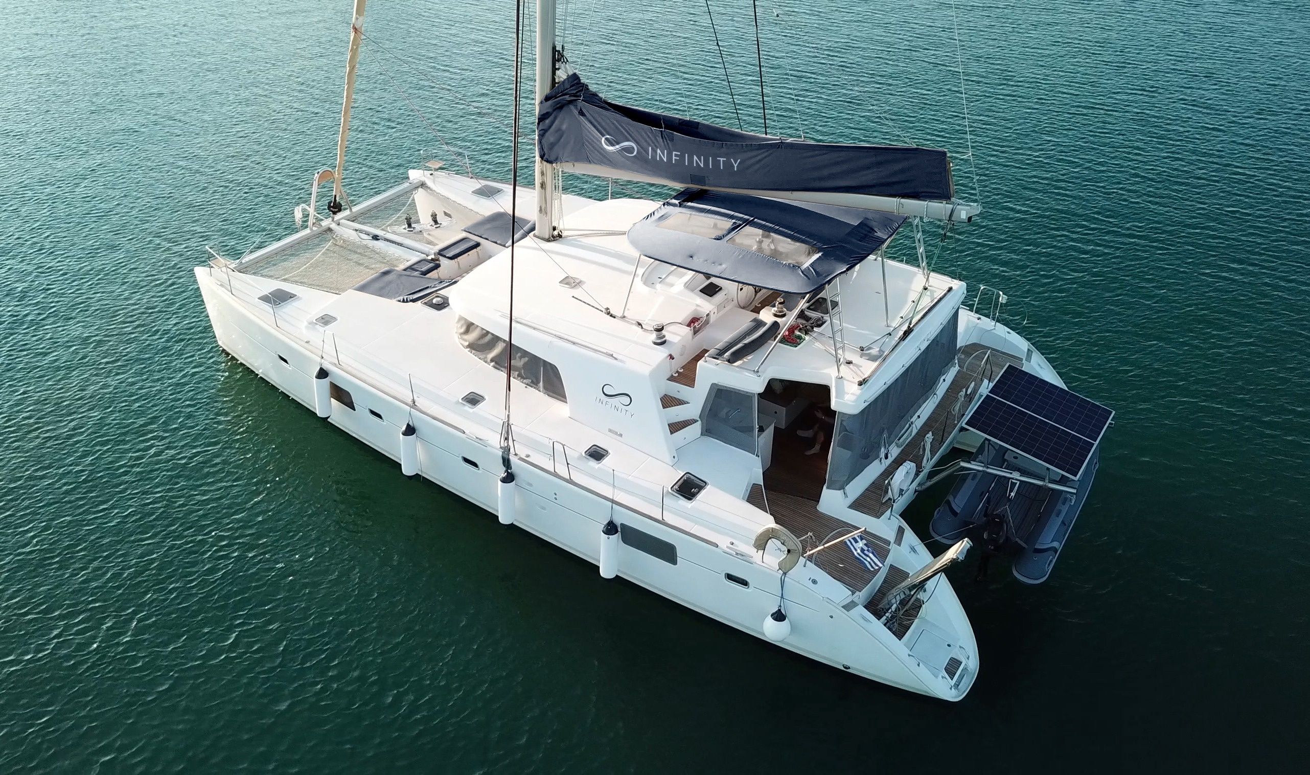 Lagoon 500 | Infinity