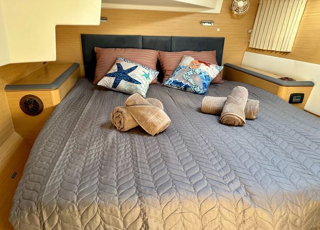 Lagoon 500 | Infinity