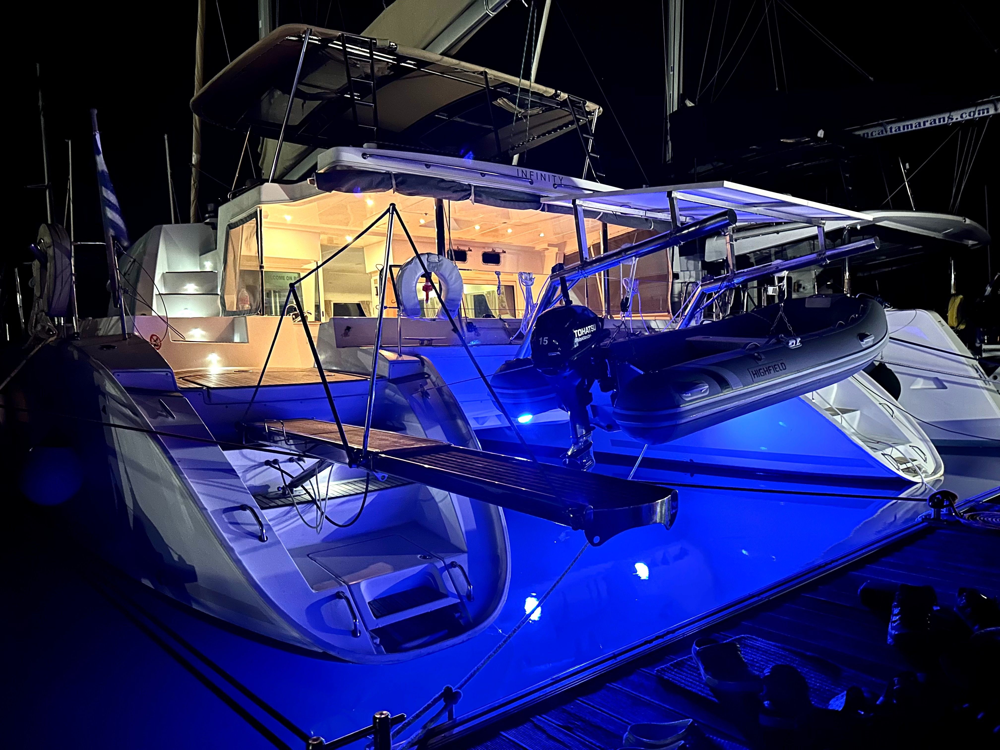 Lagoon 500 | Infinity