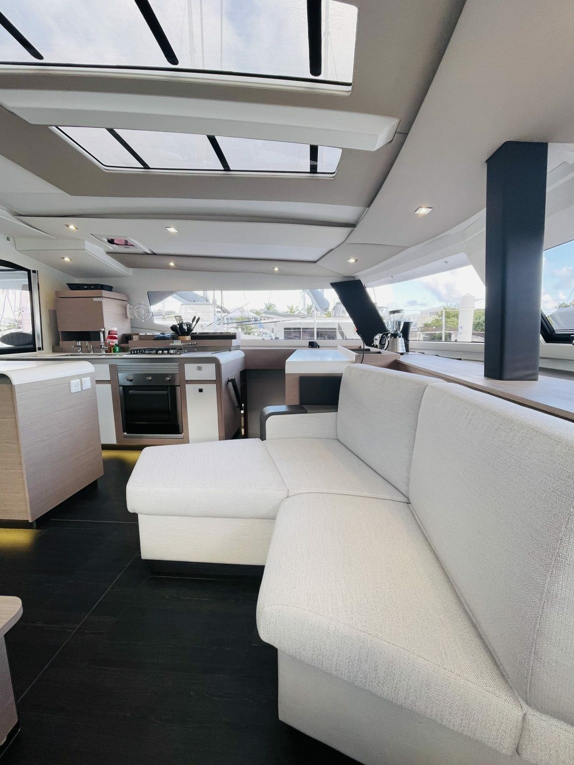 Fountaine Pajot Aura 51 | Hoylah