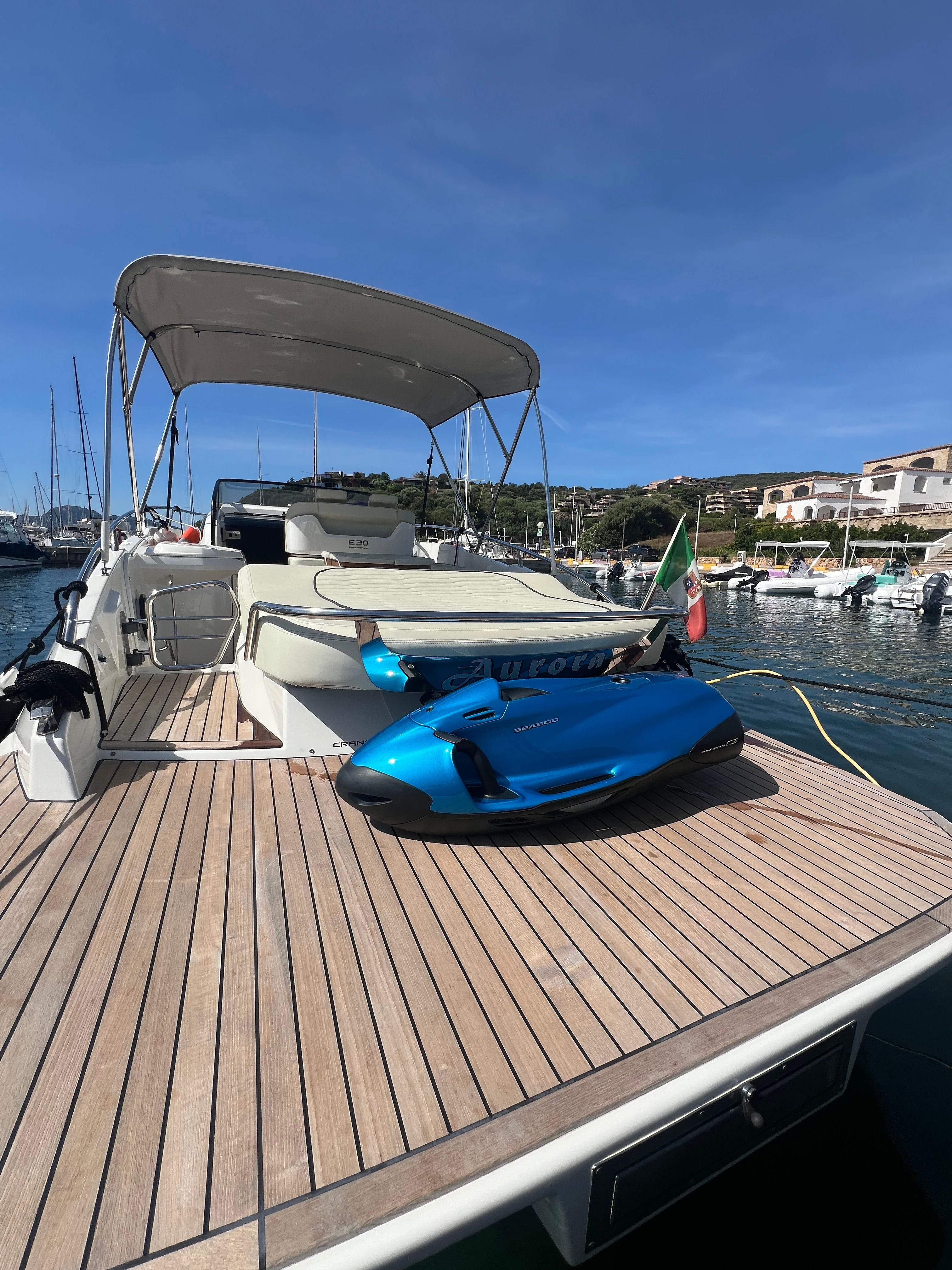 Cranchi E30 Endurance | Aurora