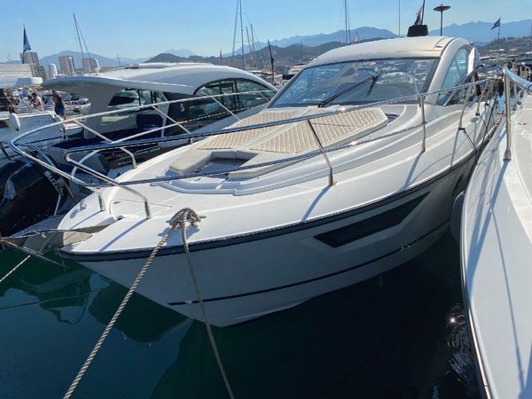 Beneteau Gran Turismo 40 | Flaur 2
