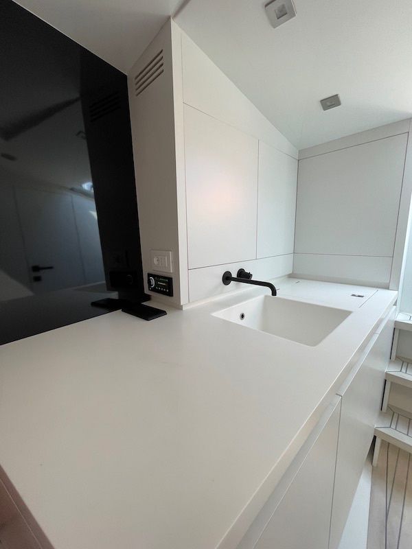 Van Dutch 40 | Cherie