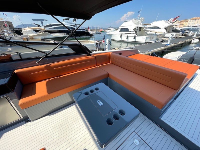 Van Dutch 40 | Cherie