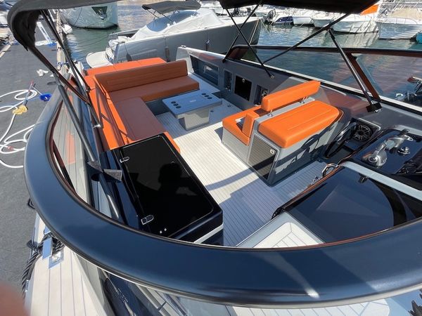 Van Dutch 40 | Cherie