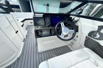 Sea Ray SDX 270 | Petit Cadeau