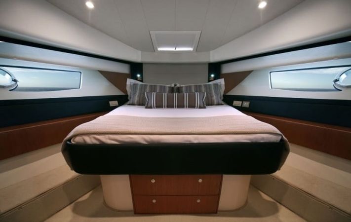 Ferretti 530 | Reyel