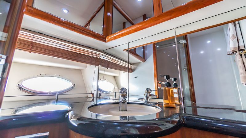 Sunseeker Manhattan 74 | Edition