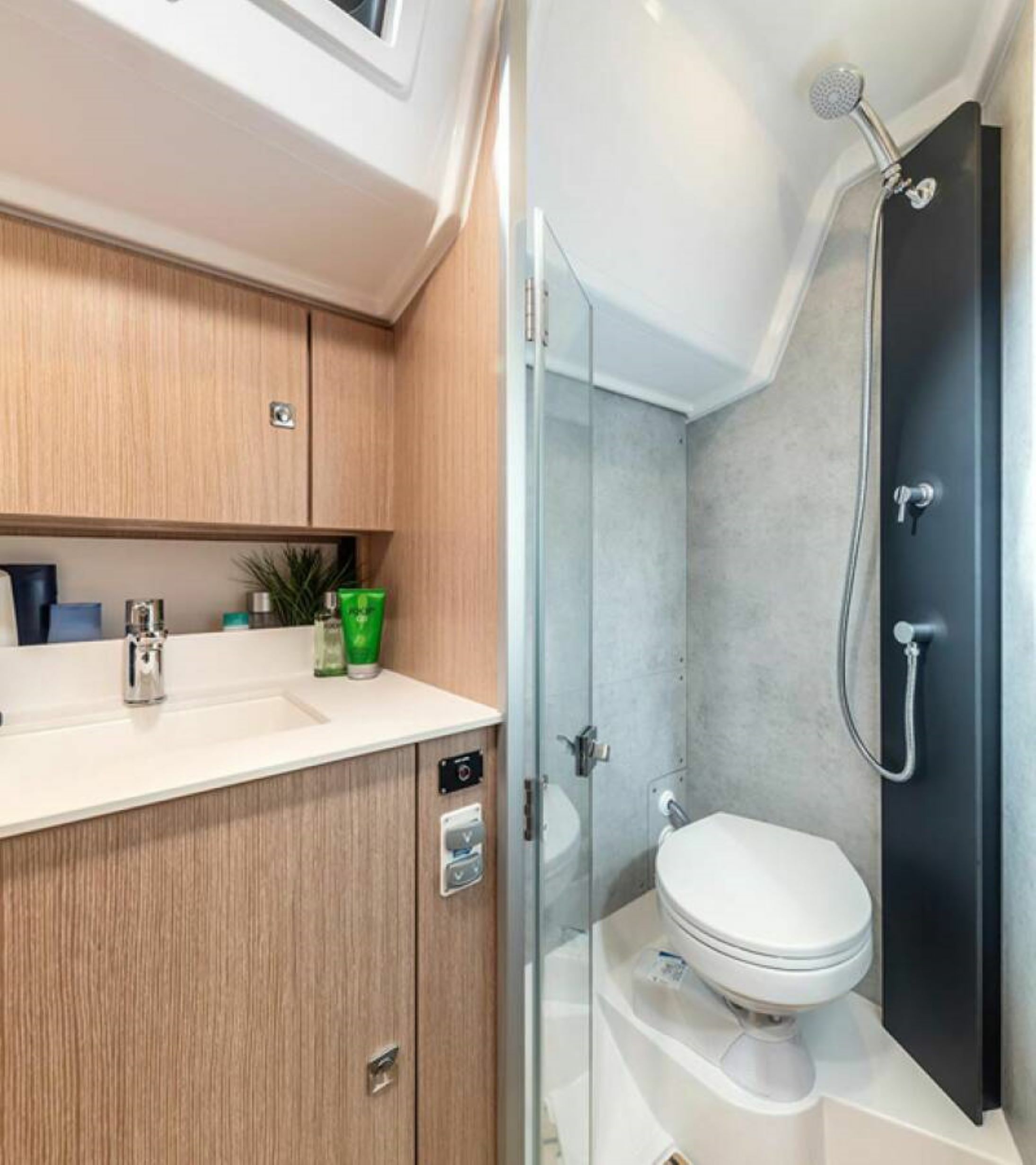 Bavaria C42 | Polaris