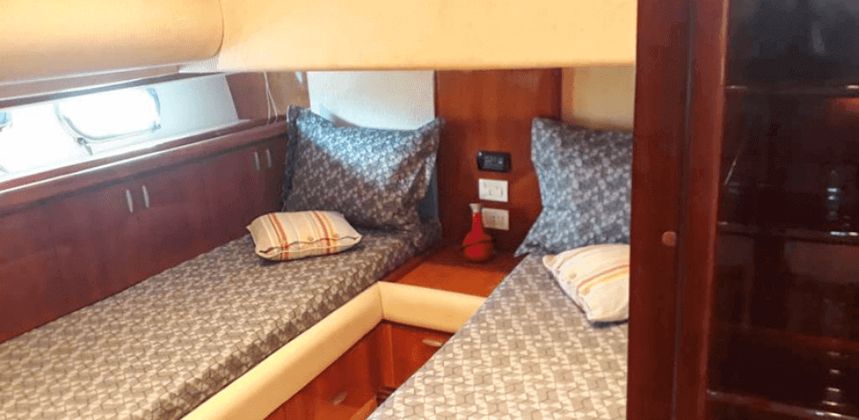 Ferretti 44 | Madonna