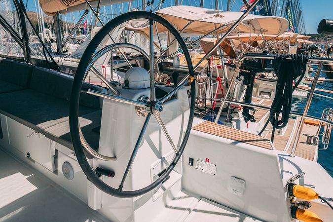 Jeanneau 54 | El Yelmo