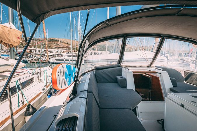 Jeanneau 54 | El Yelmo