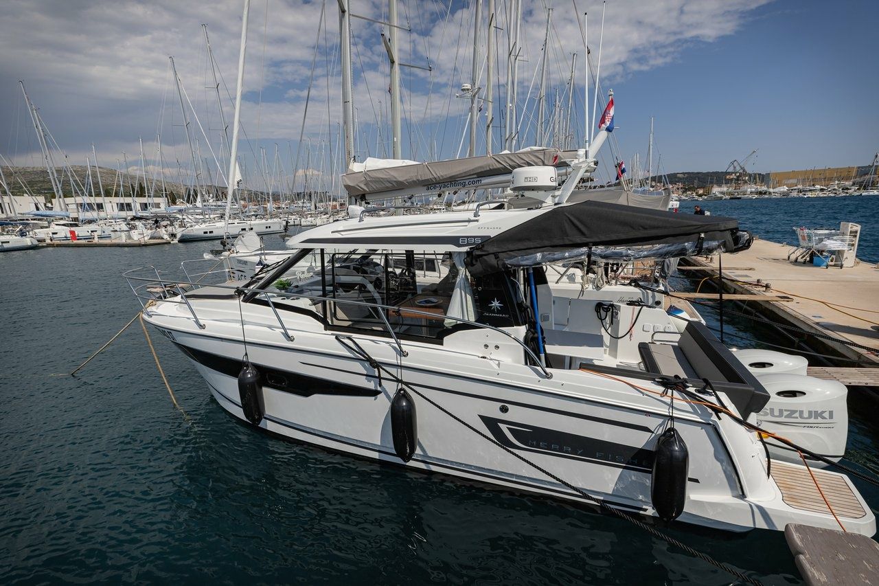 Jeanneau Merry Fisher 895 | Shearwater