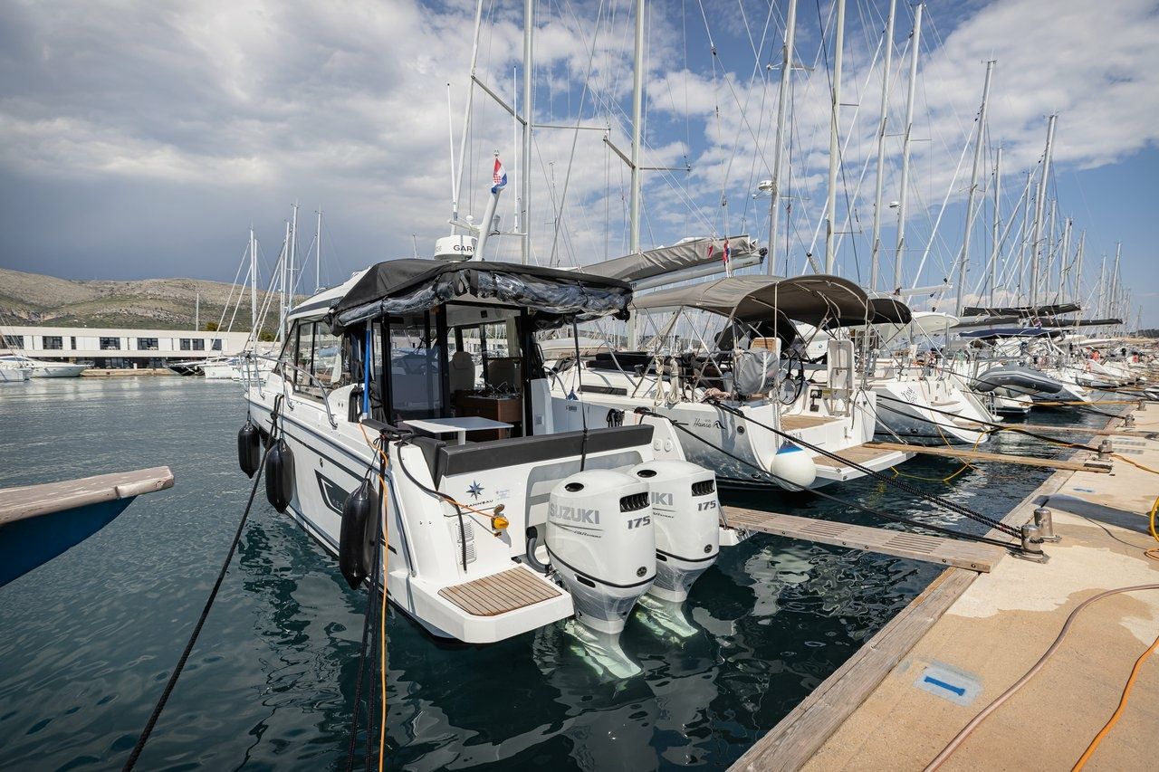 Jeanneau Merry Fisher 895 | Shearwater