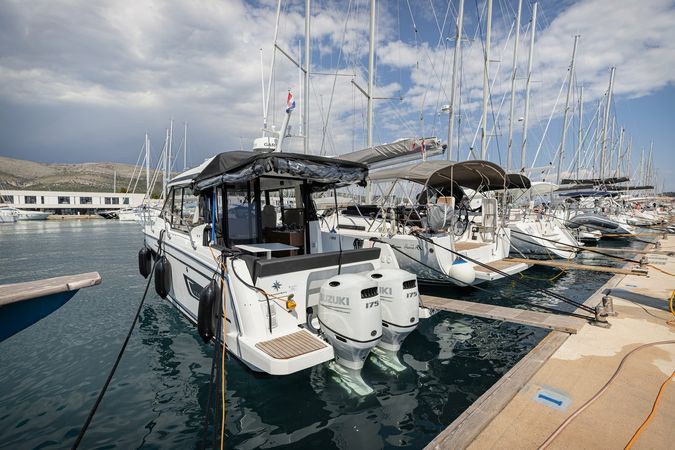 Jeanneau Merry Fisher 895 | Shearwater