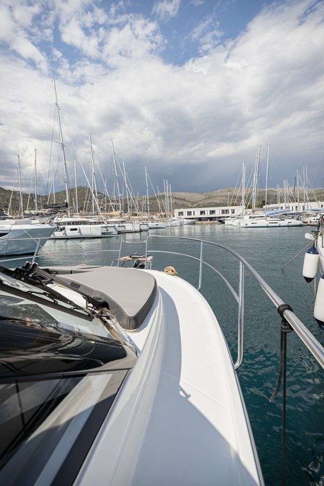 Jeanneau Merry Fisher 895 | Shearwater