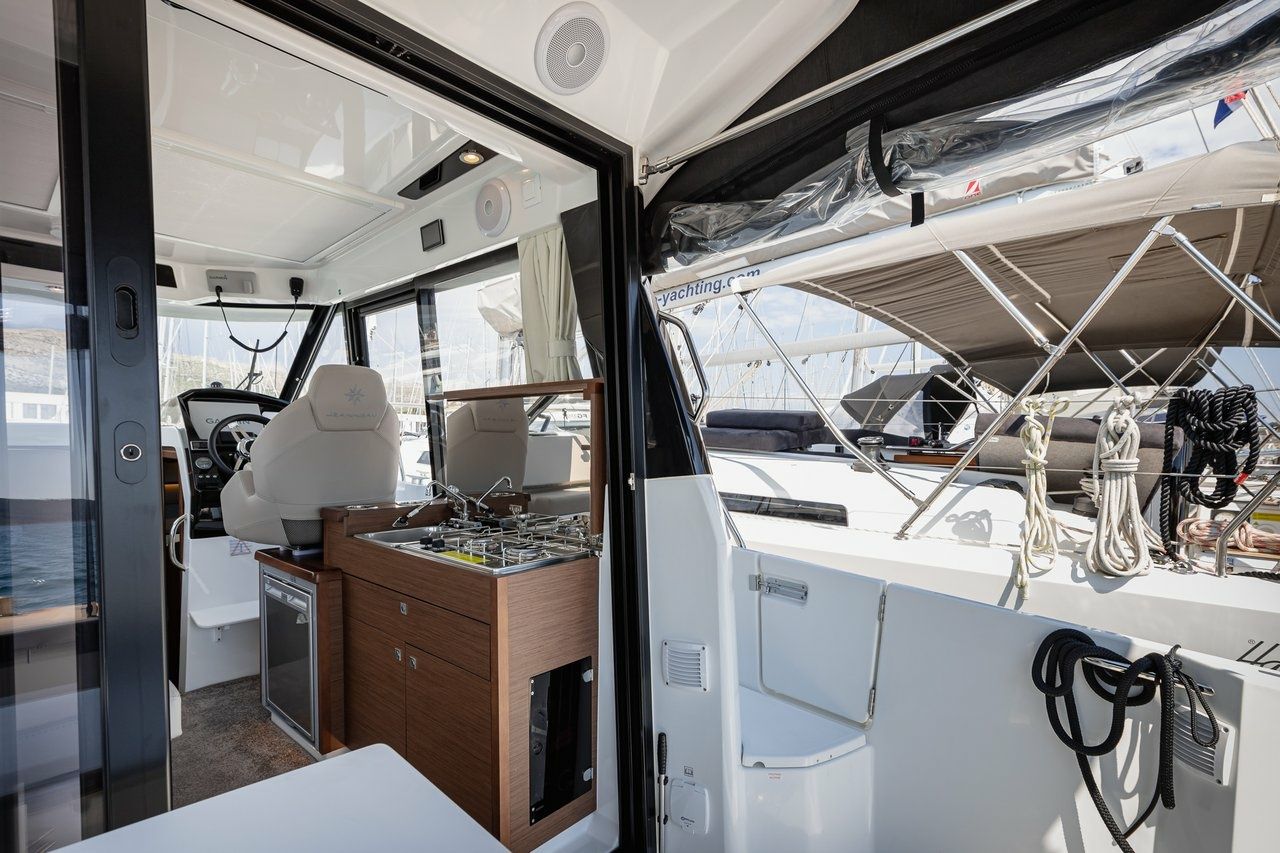 Jeanneau Merry Fisher 895 | Shearwater