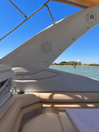 Regal Commodore 3560 | Regal Ventura