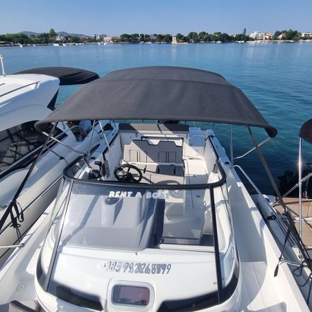 Jeanneau Cap Camarat 7.5 WA | Pleasure