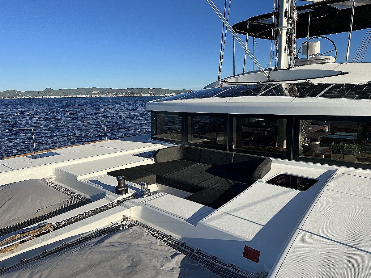 Lagoon 52 F | Goa 10