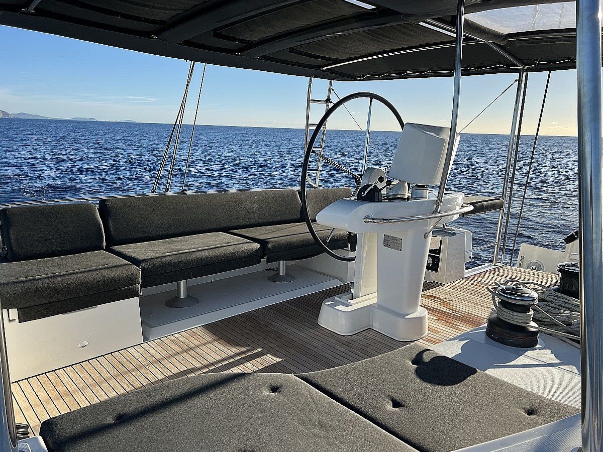 Lagoon 52 F | Goa 10