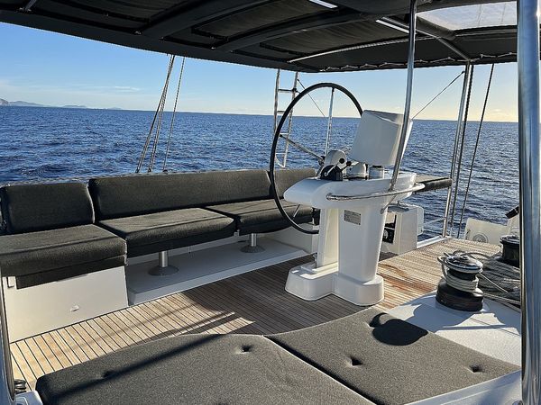 Lagoon 52 F | Goa 10