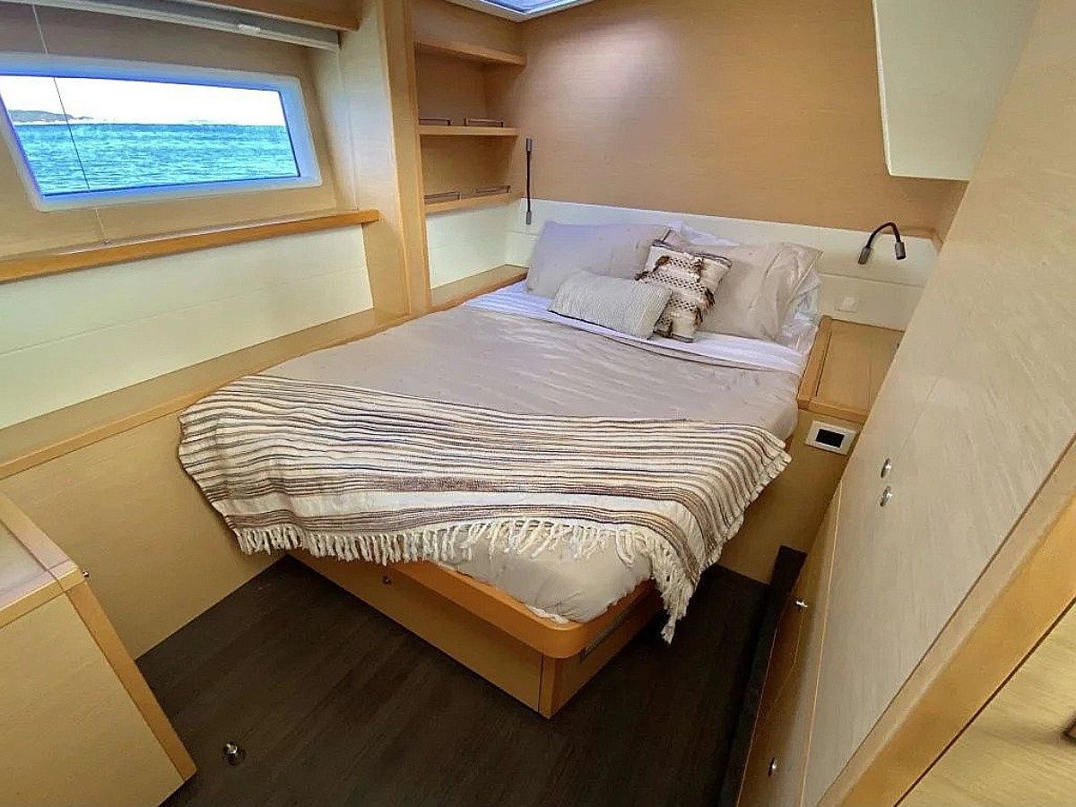 Lagoon 52 F | Goa 10