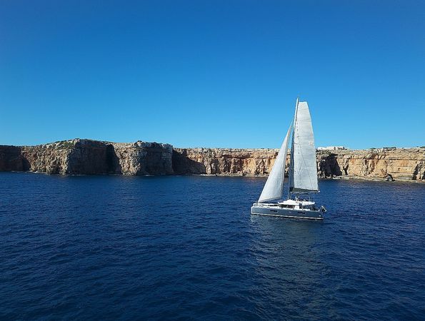 Lagoon 52 F | Goa 10