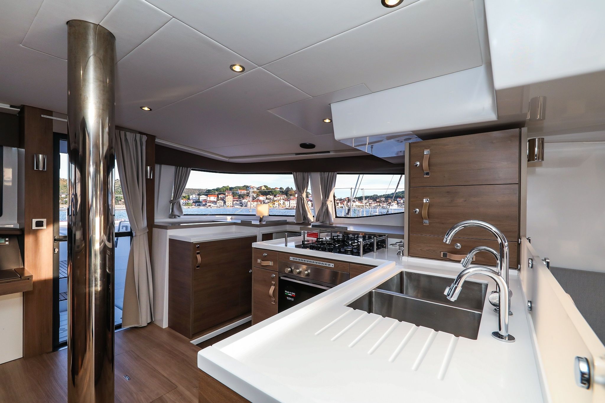 Bali 4.8 | Carpe Diem