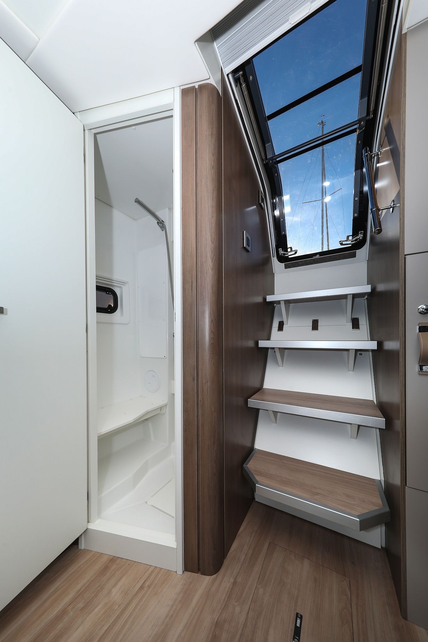 Bali 4.8 | Carpe Diem