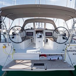 Jeanneau Sun Odyssey 410 | Midnight Kiss