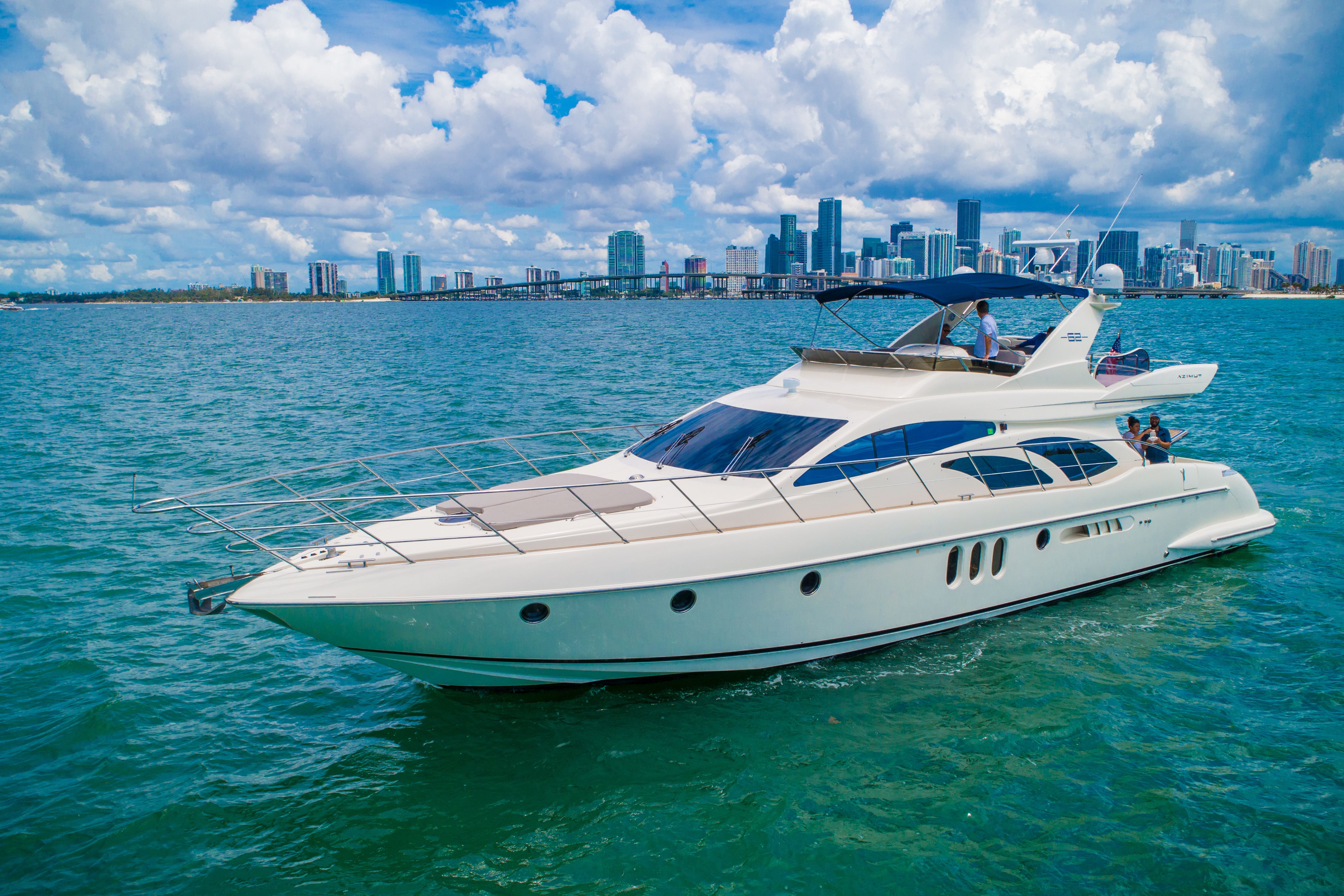 Azimut 62 Fly | Alana Rose