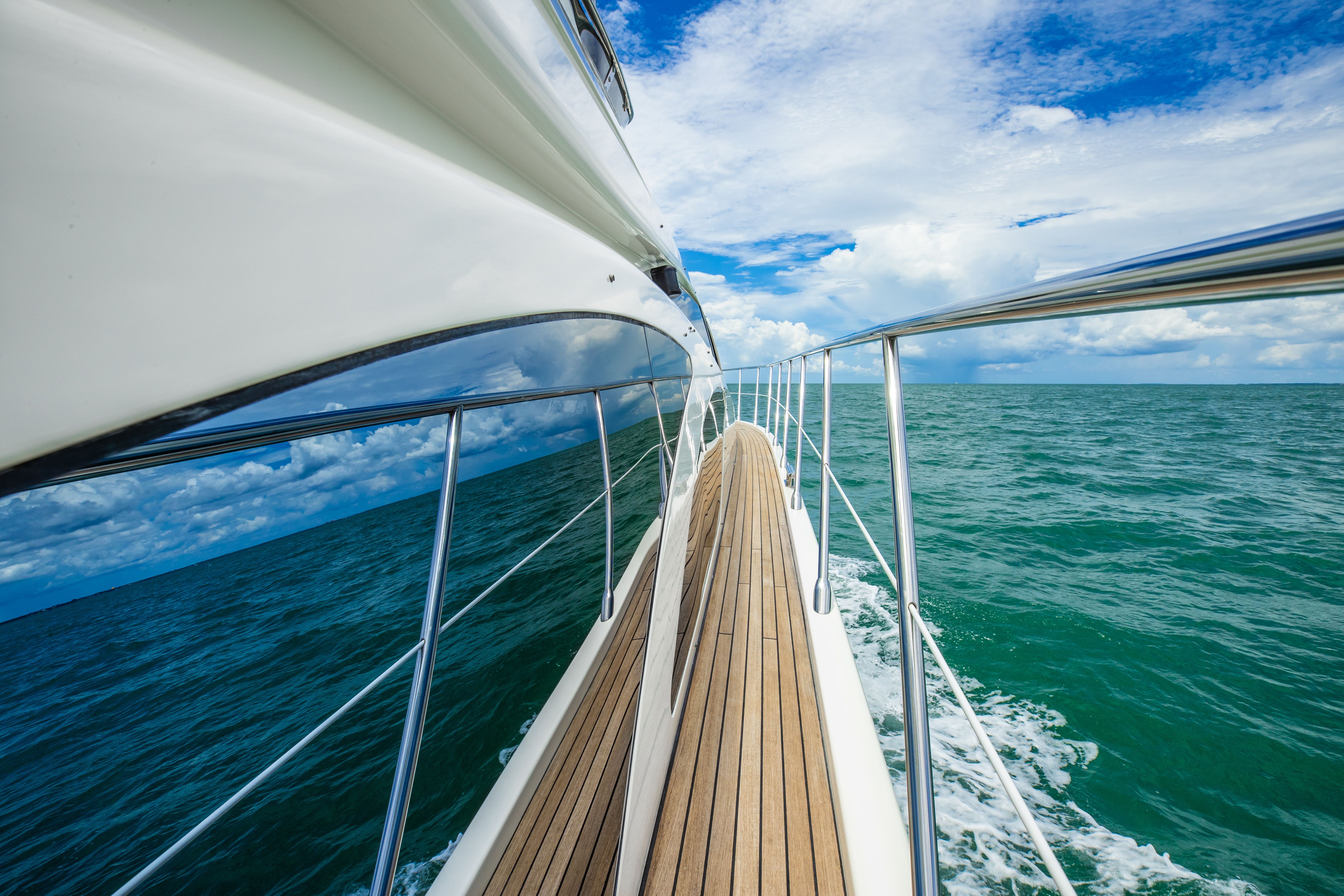 Azimut 62 Fly | Alana Rose
