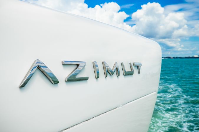 Azimut 62 Fly | Alana Rose