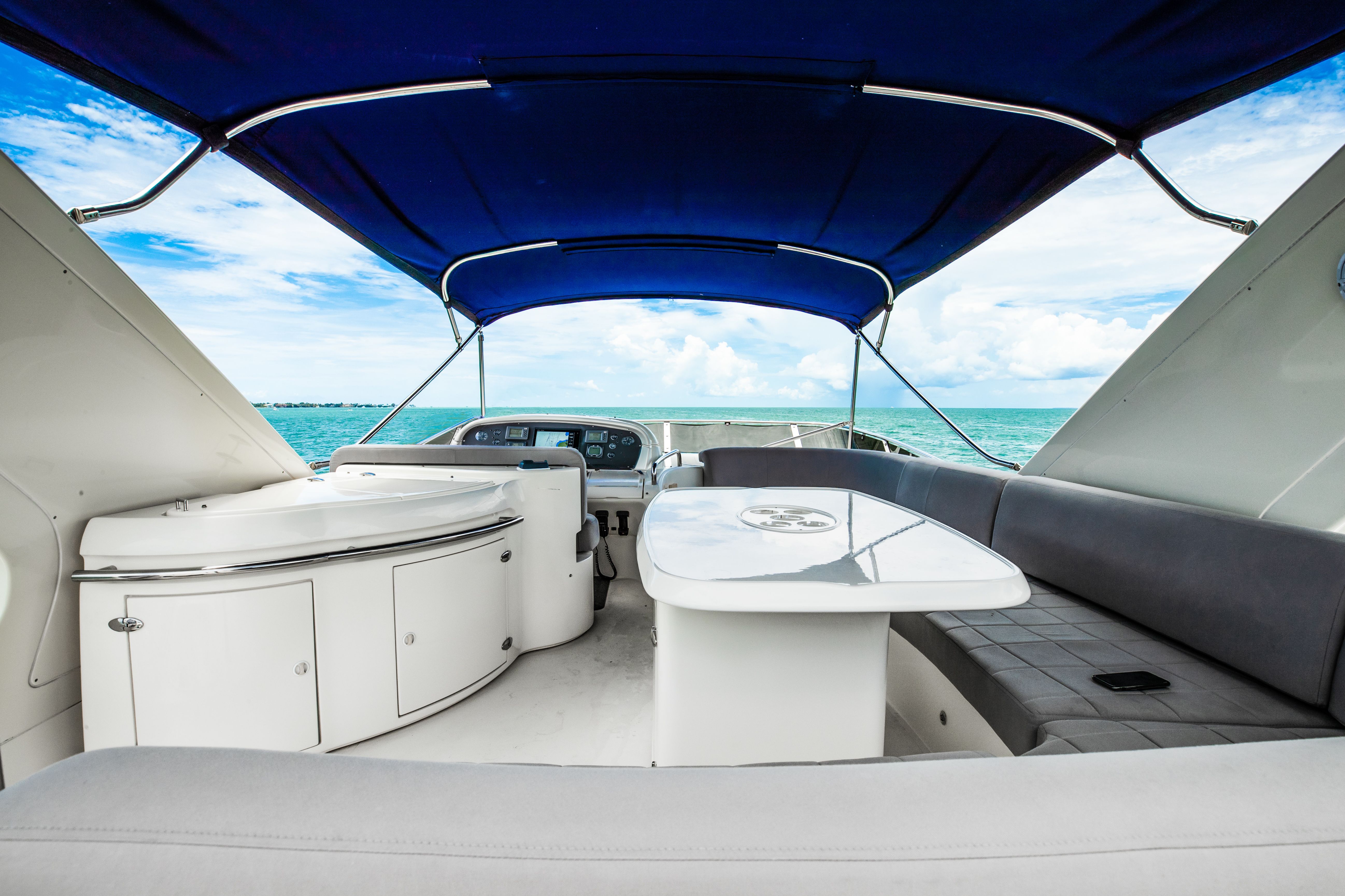 Azimut 62 Fly | Alana Rose